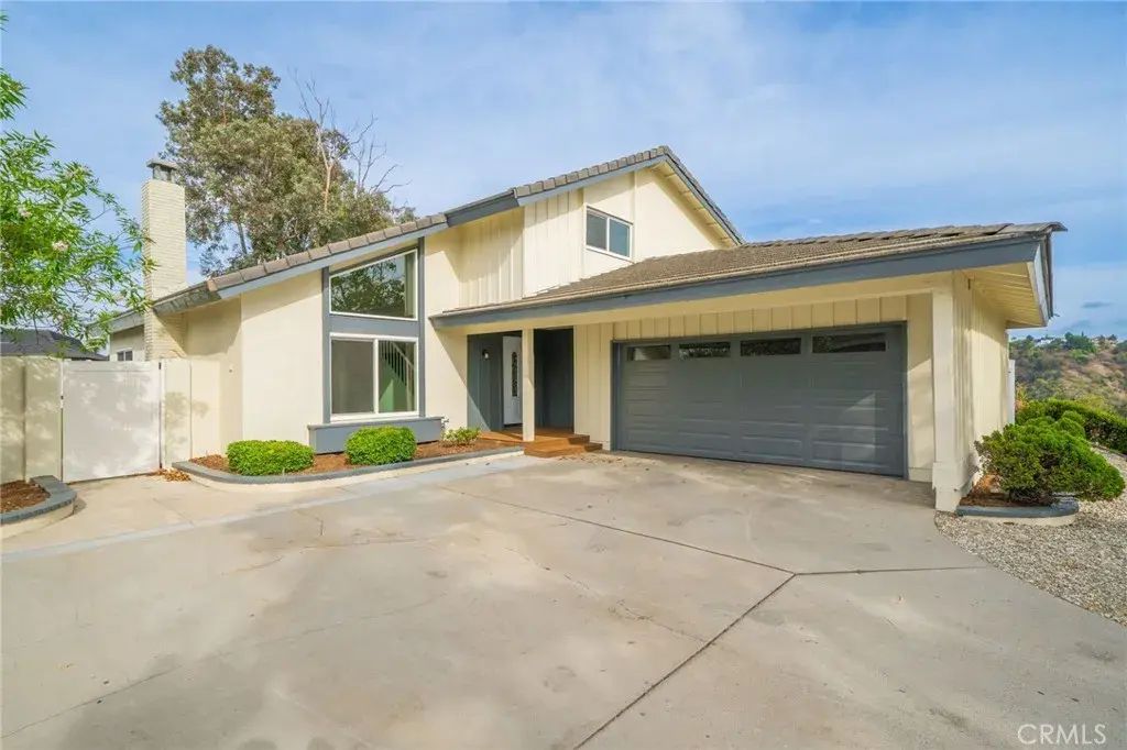 1638 Ano Nuevo, Diamond Bar