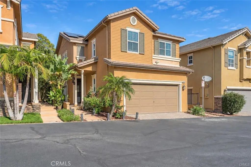 28215 Clementine Drive, Saugus