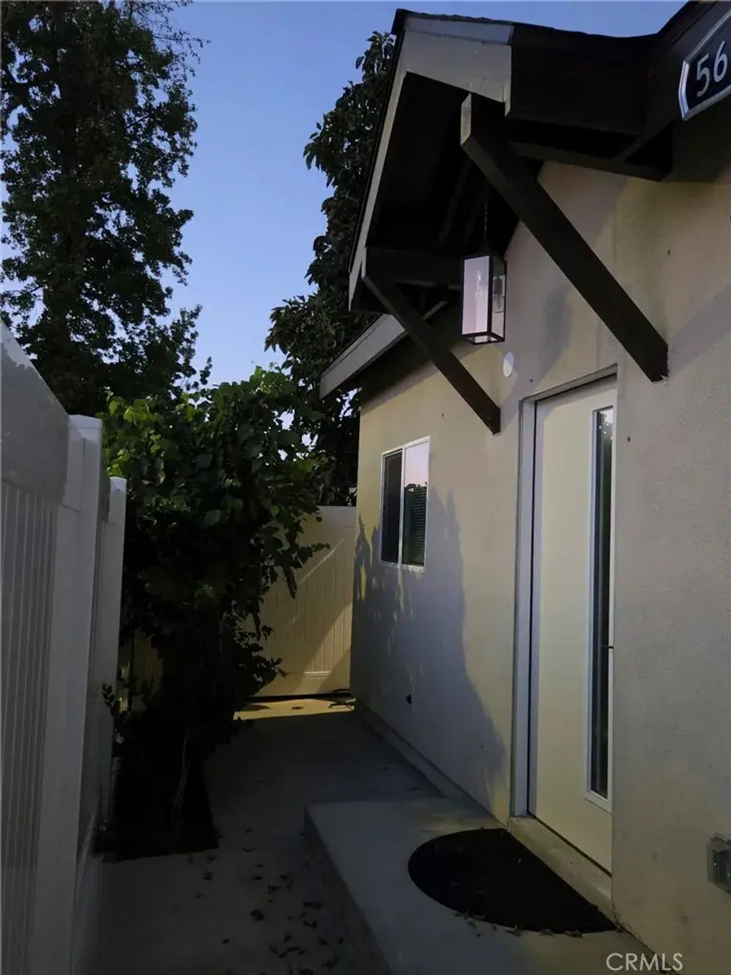 5646 Andasol Avenue, Encino