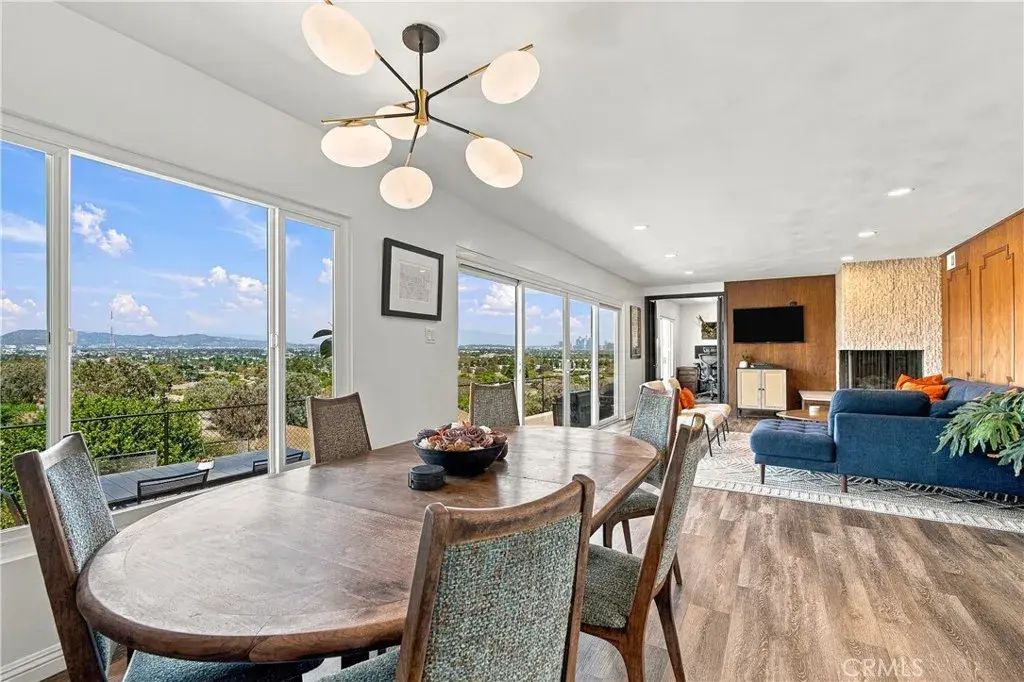 4229 Don Diablo, Los Angeles