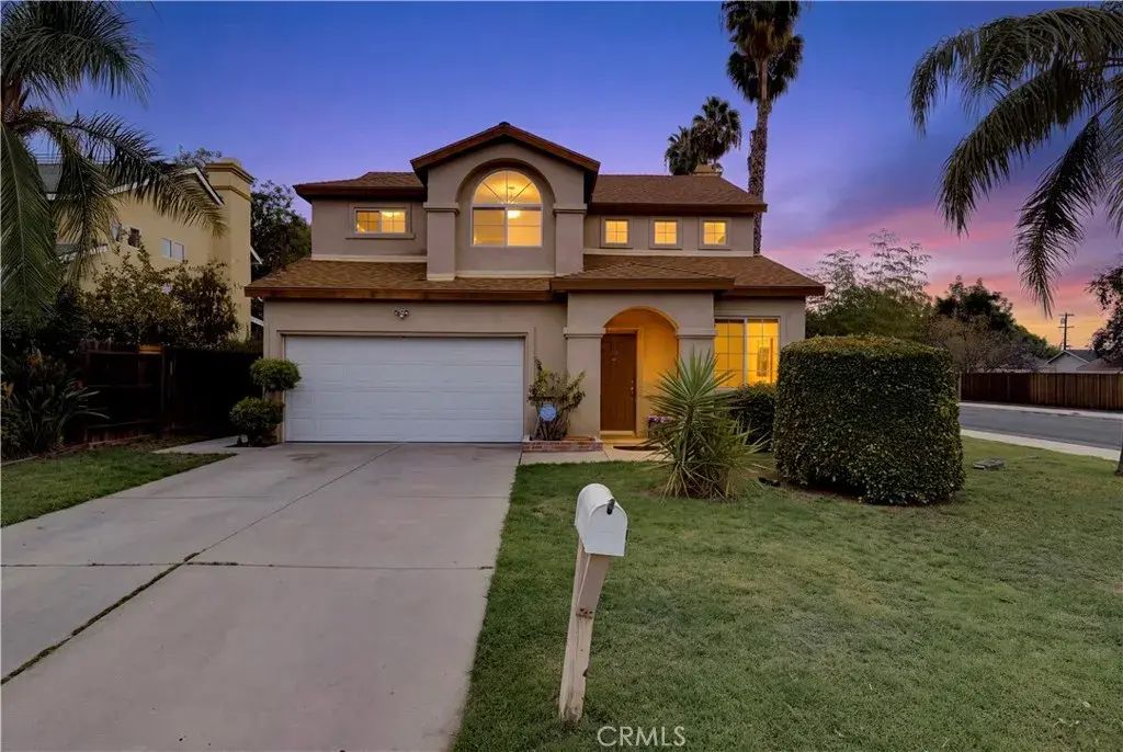 8200 Crebs, Reseda