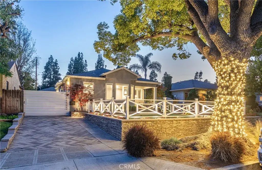 335 N Catalina Street, Burbank