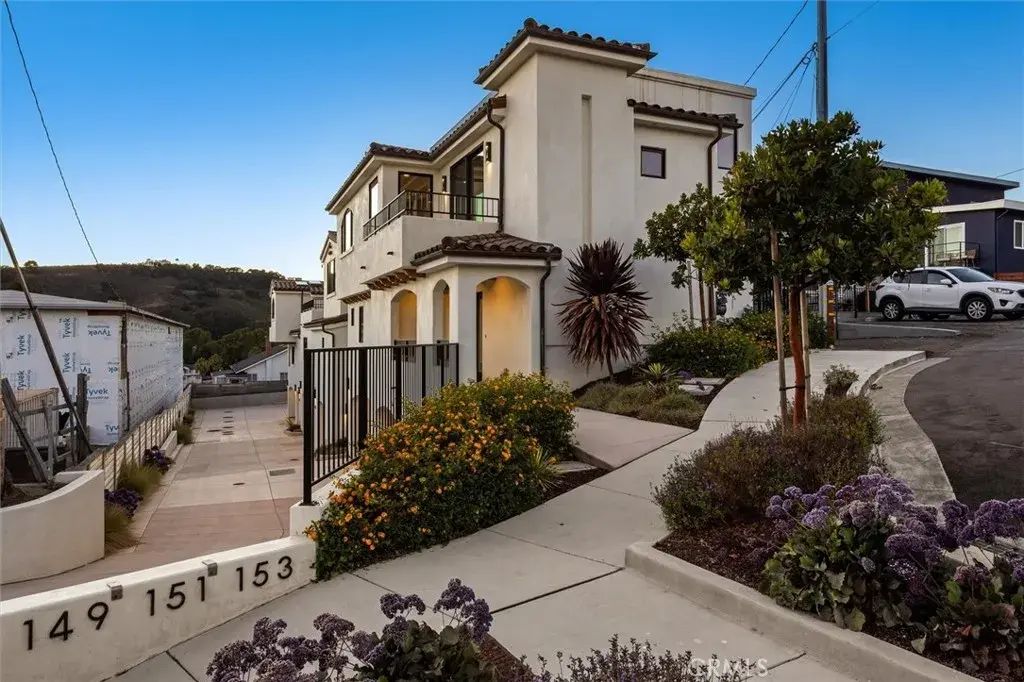 151 San Luis Street, Avila Beach