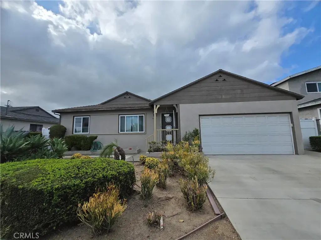 5012 Sepulveda, Torrance
