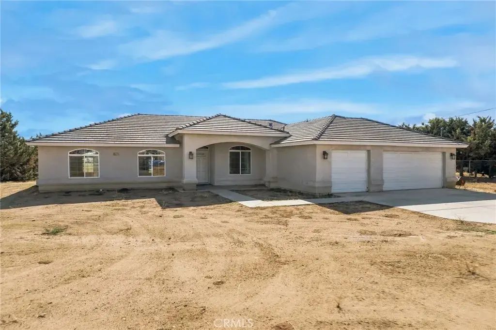 8537 11th Avenue, Hesperia