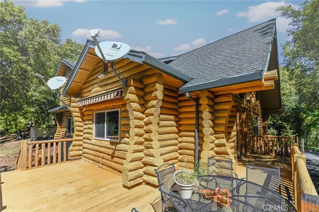 21416 Robin, Pine Grove