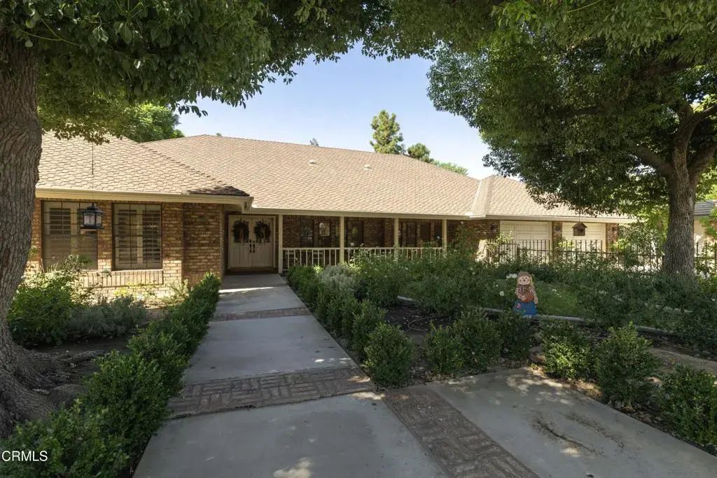 2201 Haggin Oaks Boulevard, Bakersfield