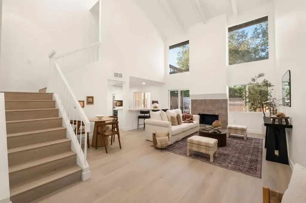 318 Windyridge, Escondido