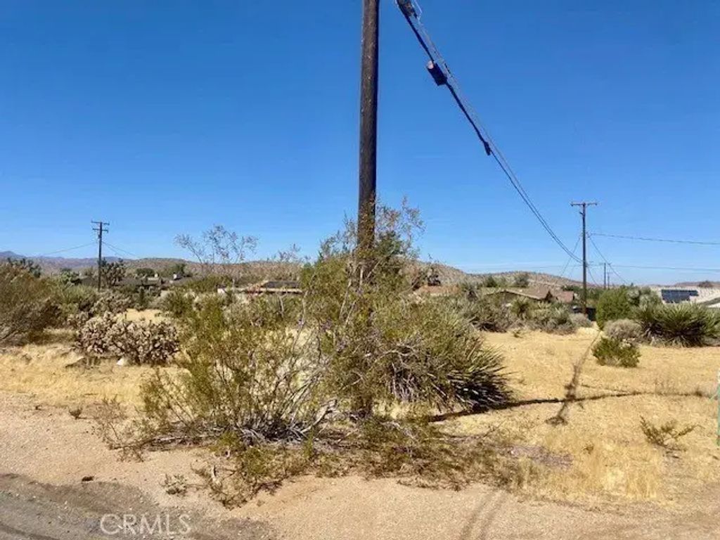 Ivanhoe, Yucca Valley