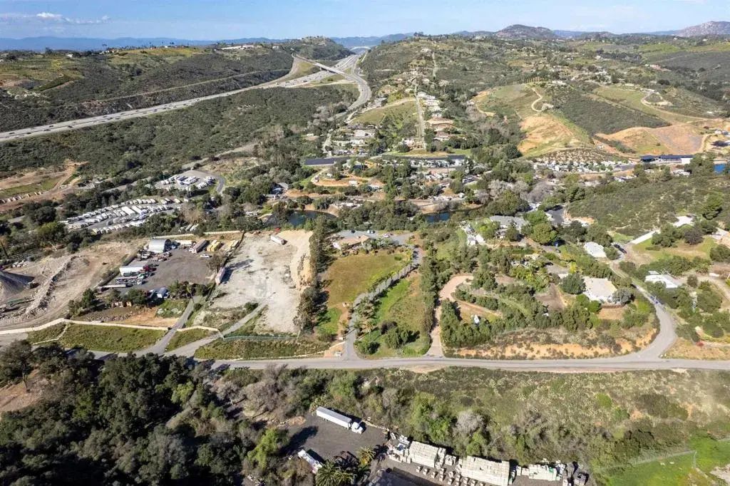8530 Nelson, Escondido