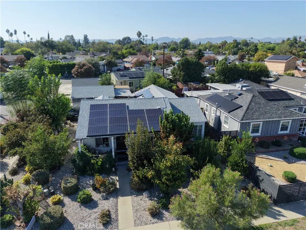 7431 Topeka Drive, Reseda