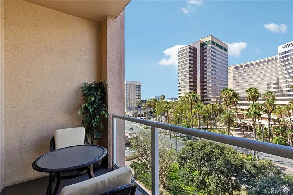 388 E Ocean Boulevard 709, Long Beach