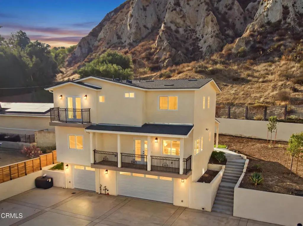 917 N Main, Piru
