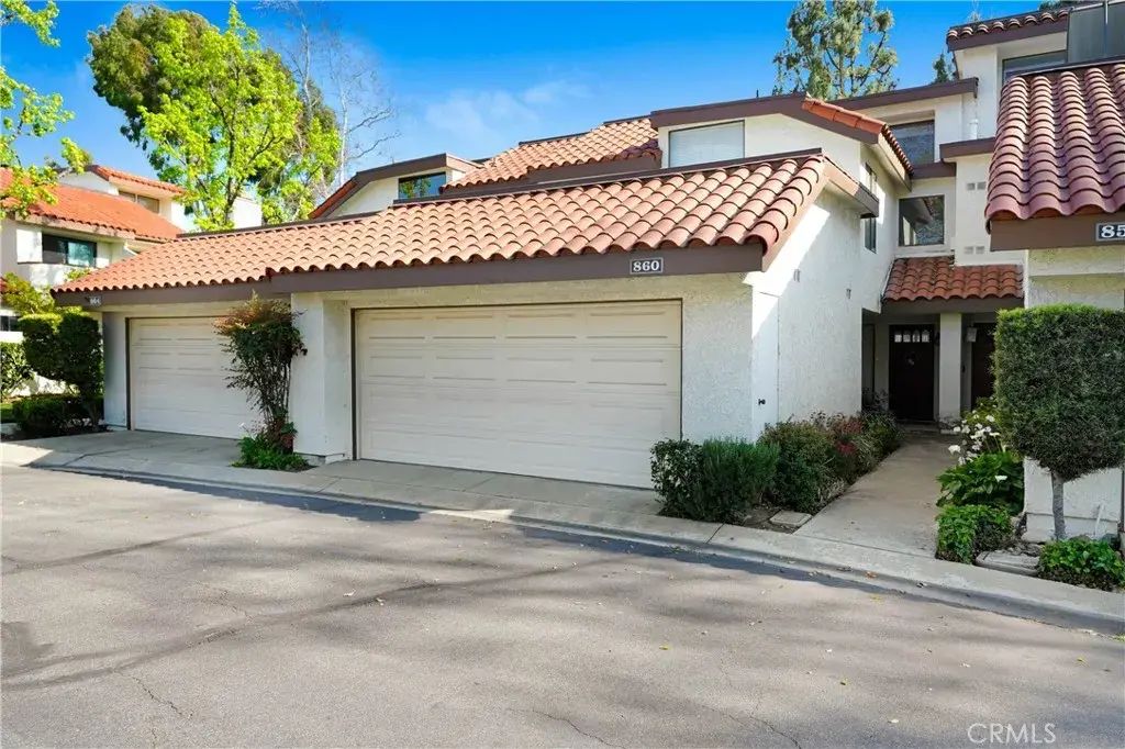 860 Connors Court, Claremont