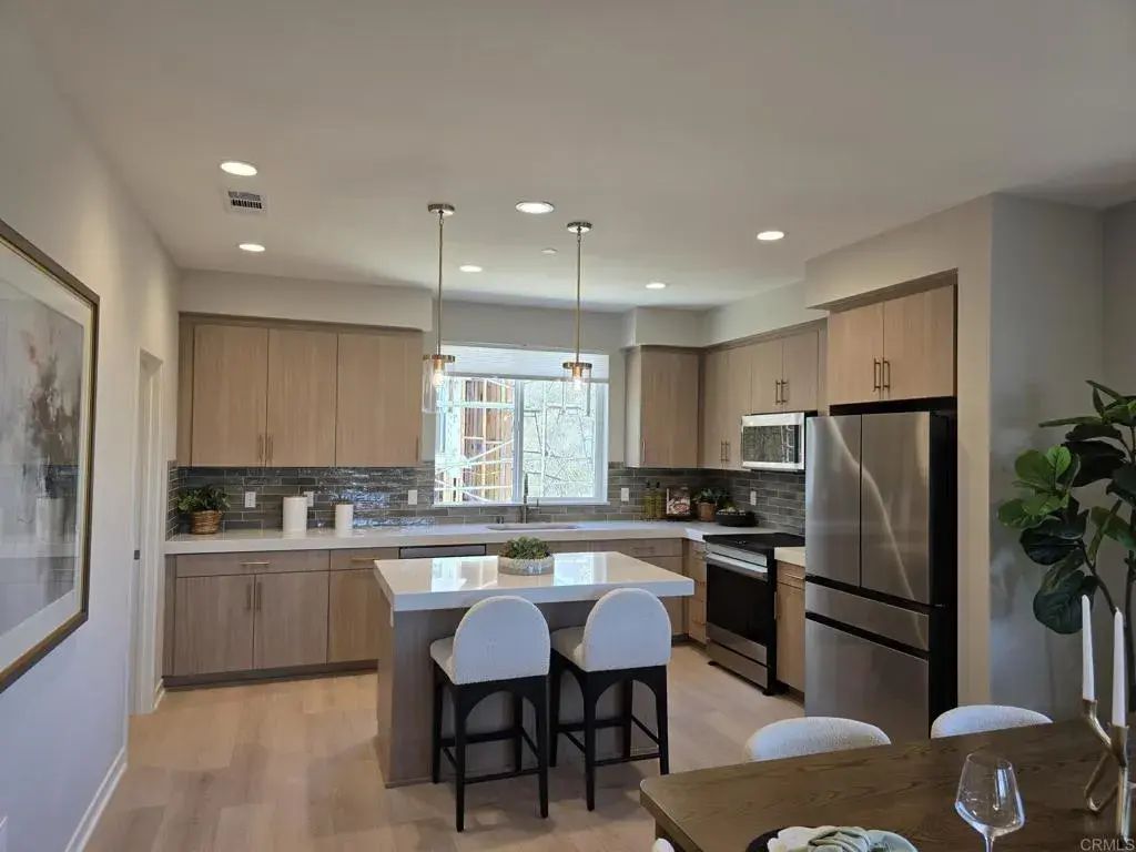 2606 Vibrant Glen, Escondido