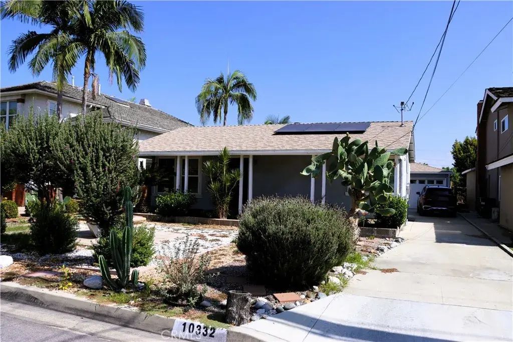 10332 Dolan Avenue, Downey