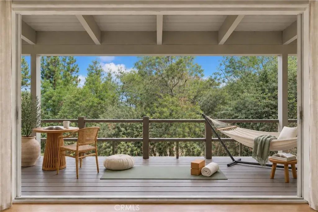 859 Saint Katherine Drive, La Canada Flintridge
