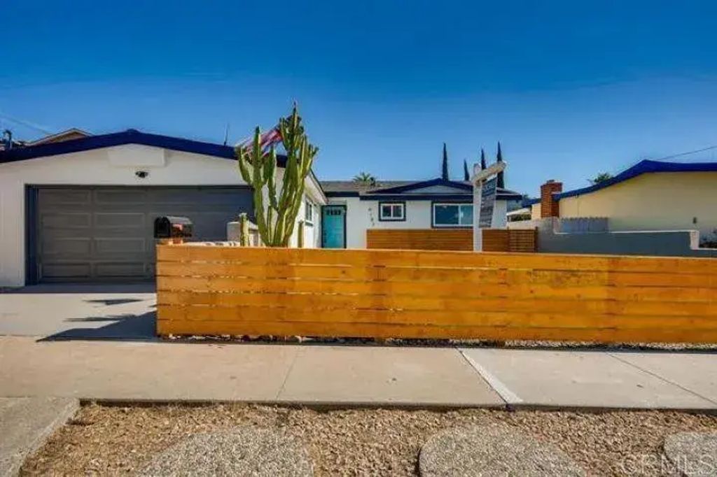 4183 Cosmo Street, 