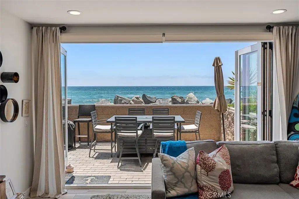 700 S The Strand 106, Oceanside