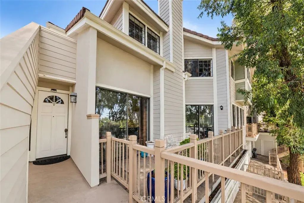 2551 Plaza Del Amo, Torrance