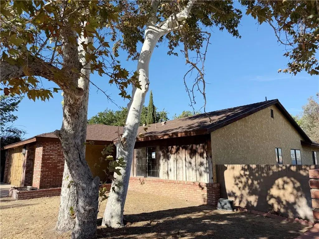 42802 Sachs Drive, Lancaster