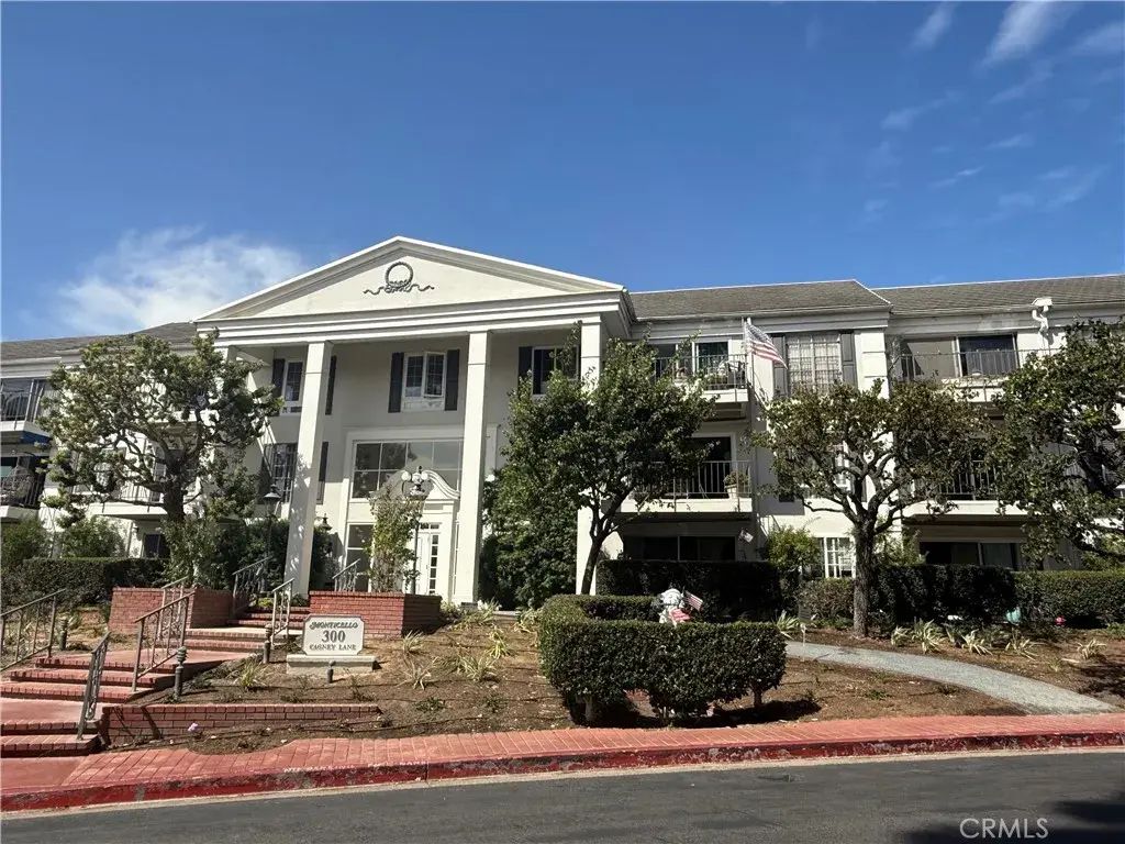 300 Cagney 115, Newport Beach