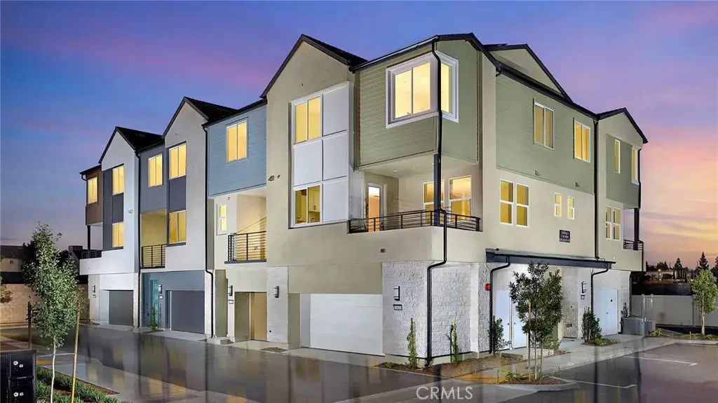 1431 E Via Acero, Placentia