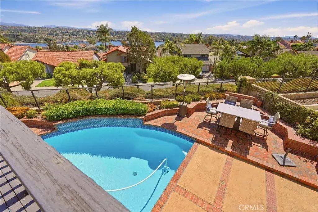 22792 Buendia, Mission Viejo