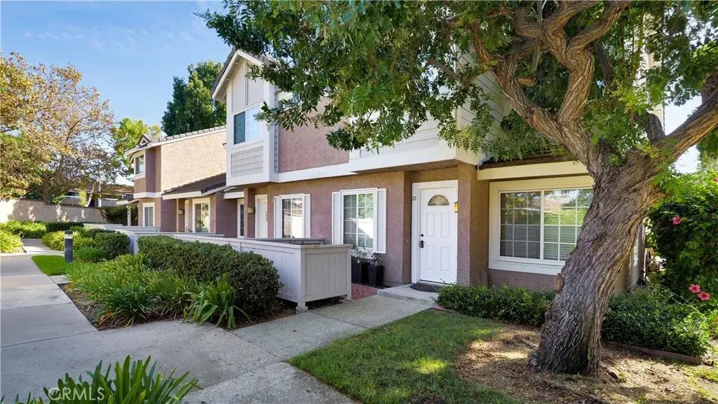 27 Christamon South, Irvine