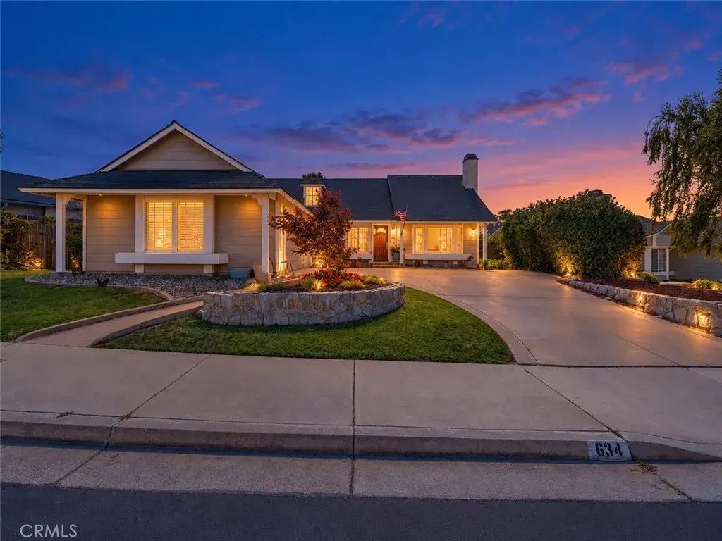 634 Hartnell, Santa Maria