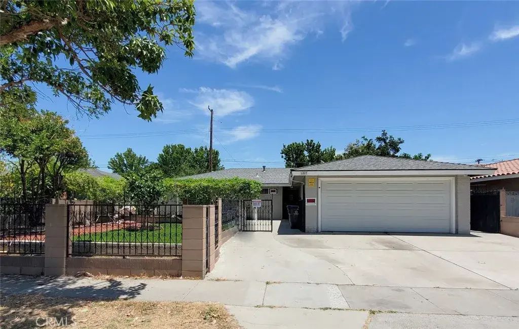1217 S Huron, Santa Ana