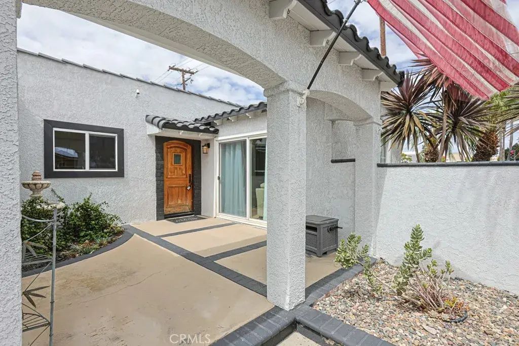 15001 Victoria, Huntington Beach