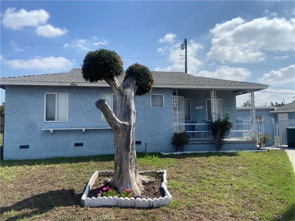 335 E 158th, Gardena