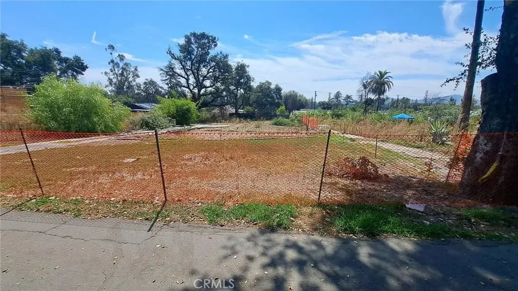 136 E Harriet, Altadena