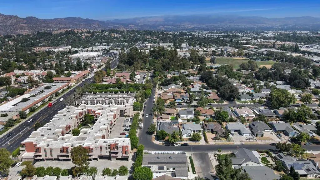 7827 Vassar, Canoga Park