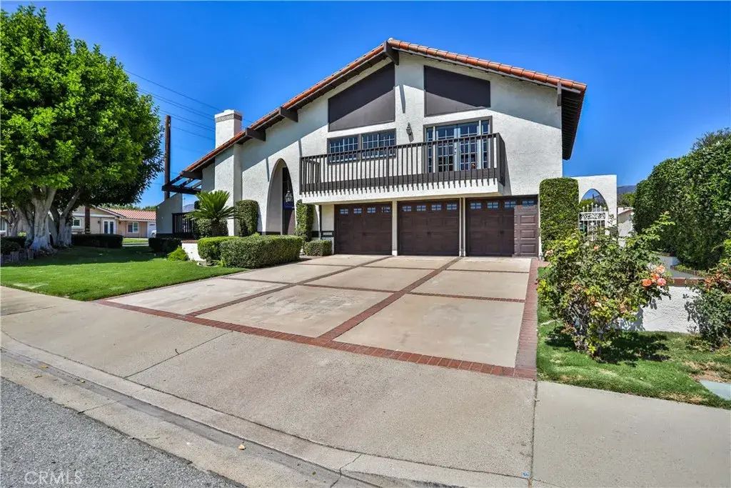 2009 Vinewood Street, La Verne