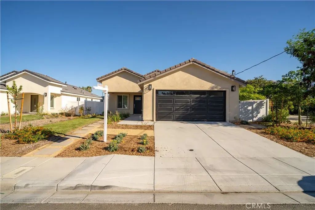 321 E 2nd, San Jacinto
