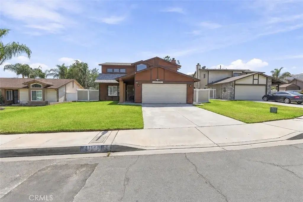 1146 Adel Court, Colton