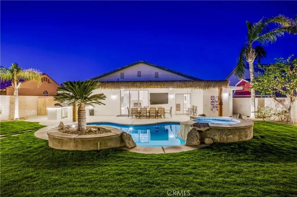68135 Tachevah Drive, Cathedral City