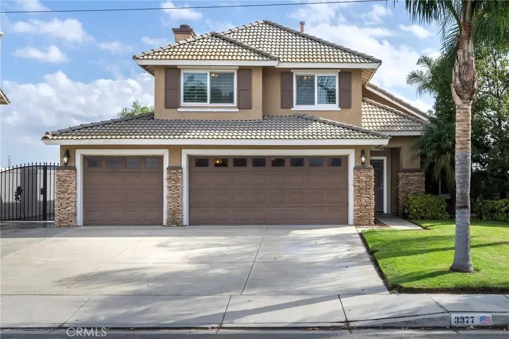 3377 Clover, Ontario