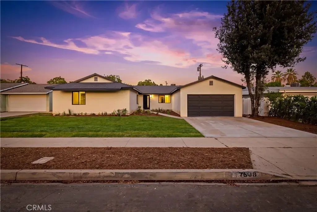 7508 Royer Avenue, West Hills