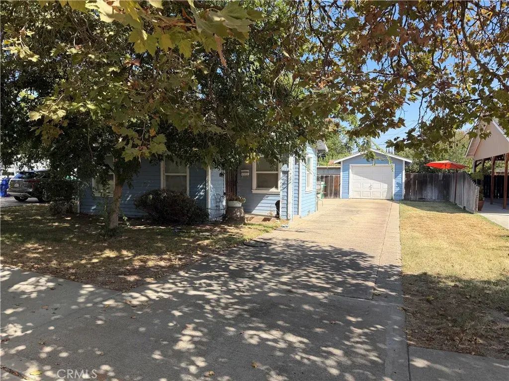 901 Elm Avenue, Atwater
