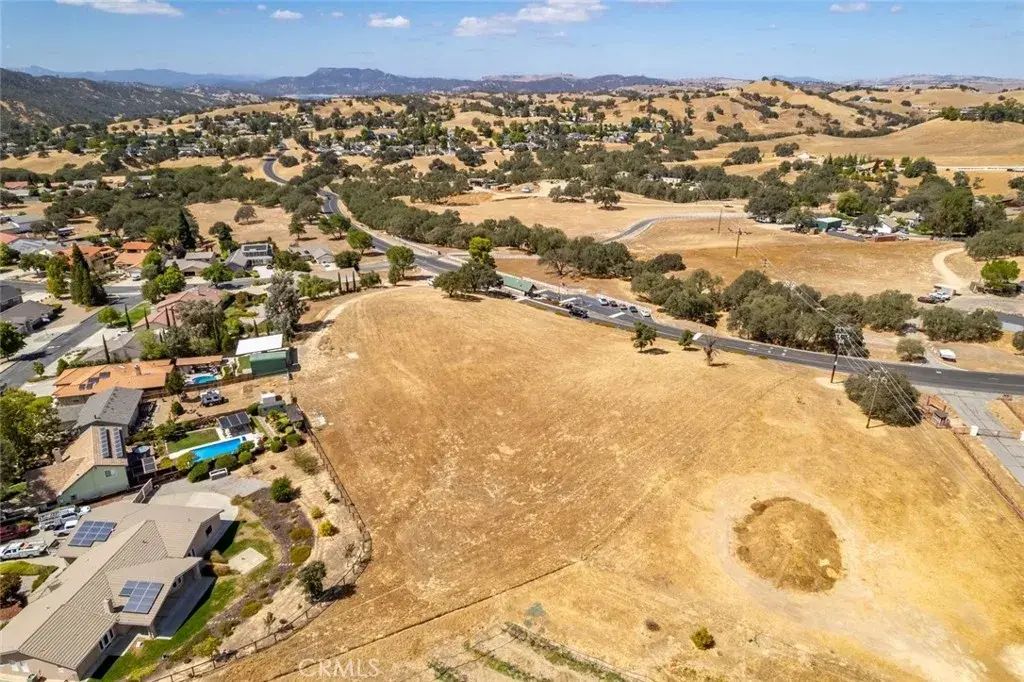 Gateway, Paso Robles