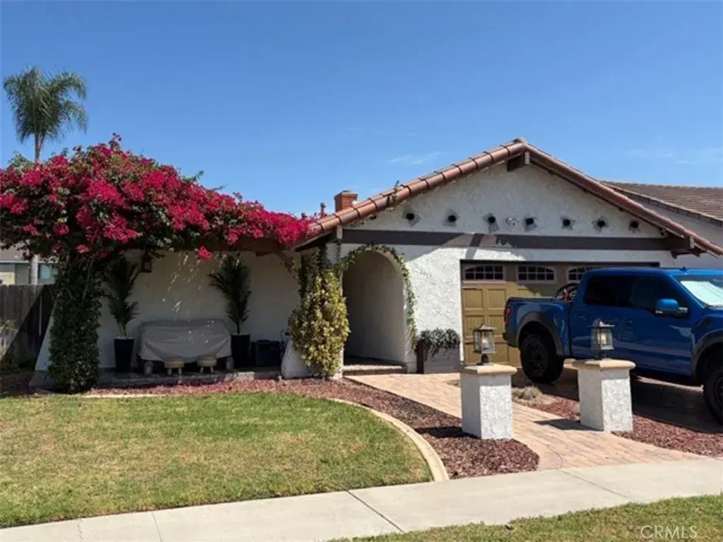 4917 E Holbrook, Anaheim