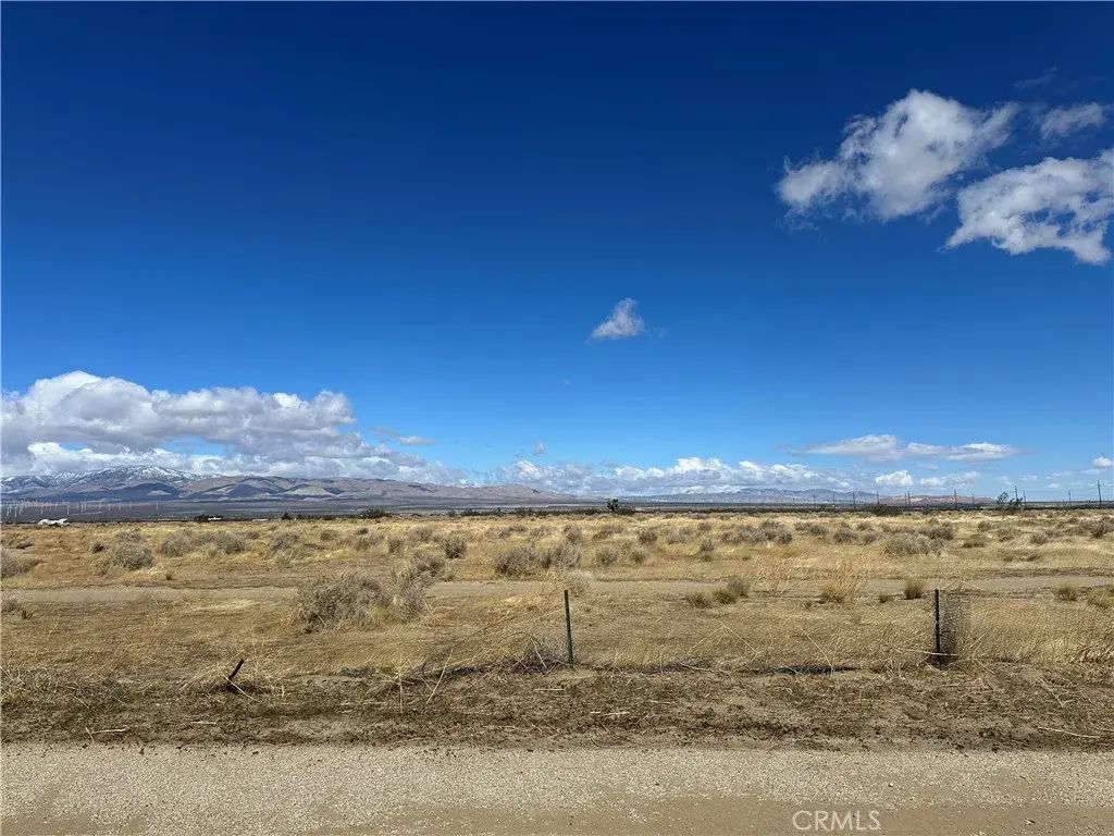 125th St W & Elder Ave, Rosamond