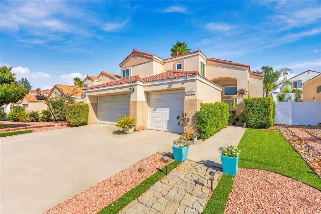 25214 Corte Oranada, Murrieta