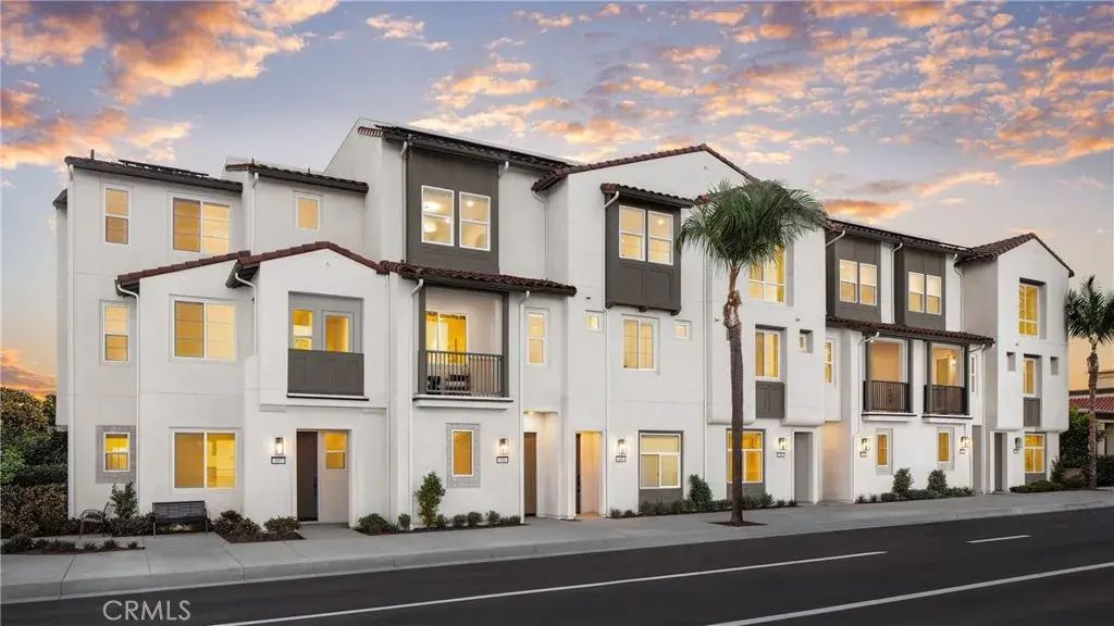 685 S Brea Boulevard 306, Brea