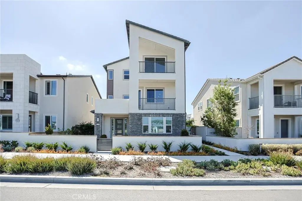 528 Gadwall, Irvine