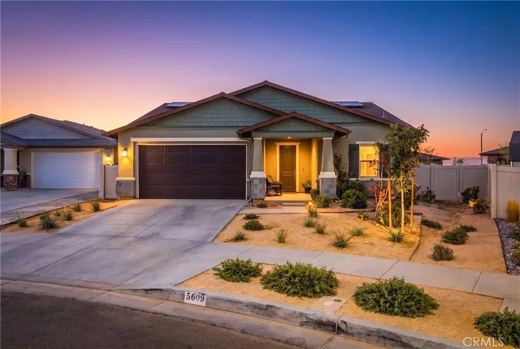 5609 W K13, Lancaster
