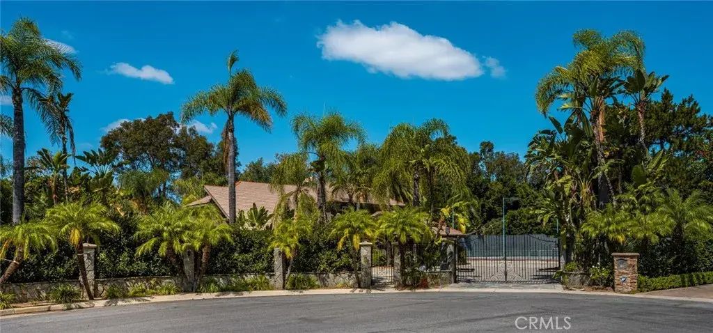 101 S Belleza, Anaheim Hills